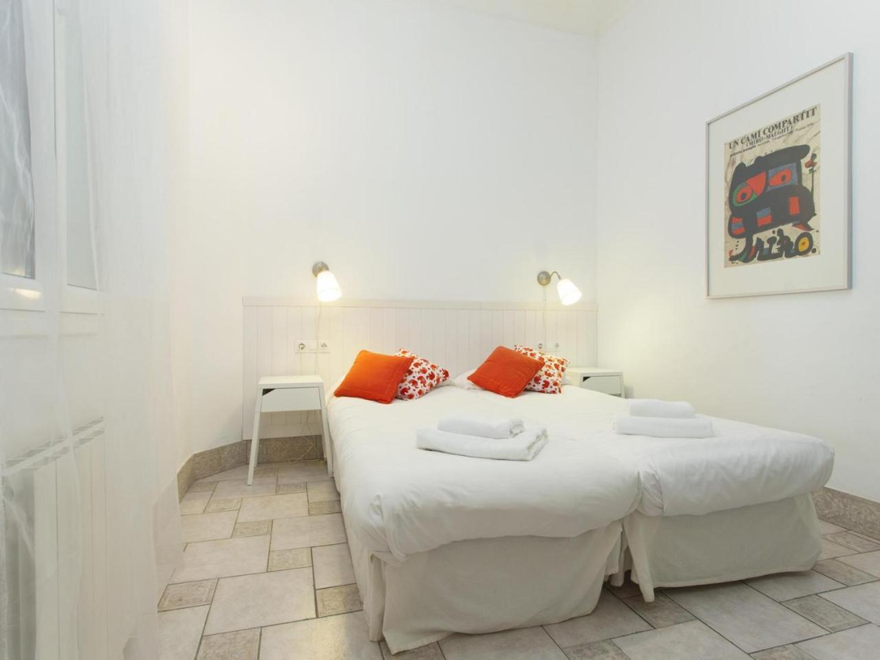 Diputacion Apartment *